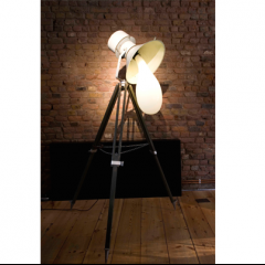 "Tripod" light blub lamp by Pieke Bergmans, 2009 